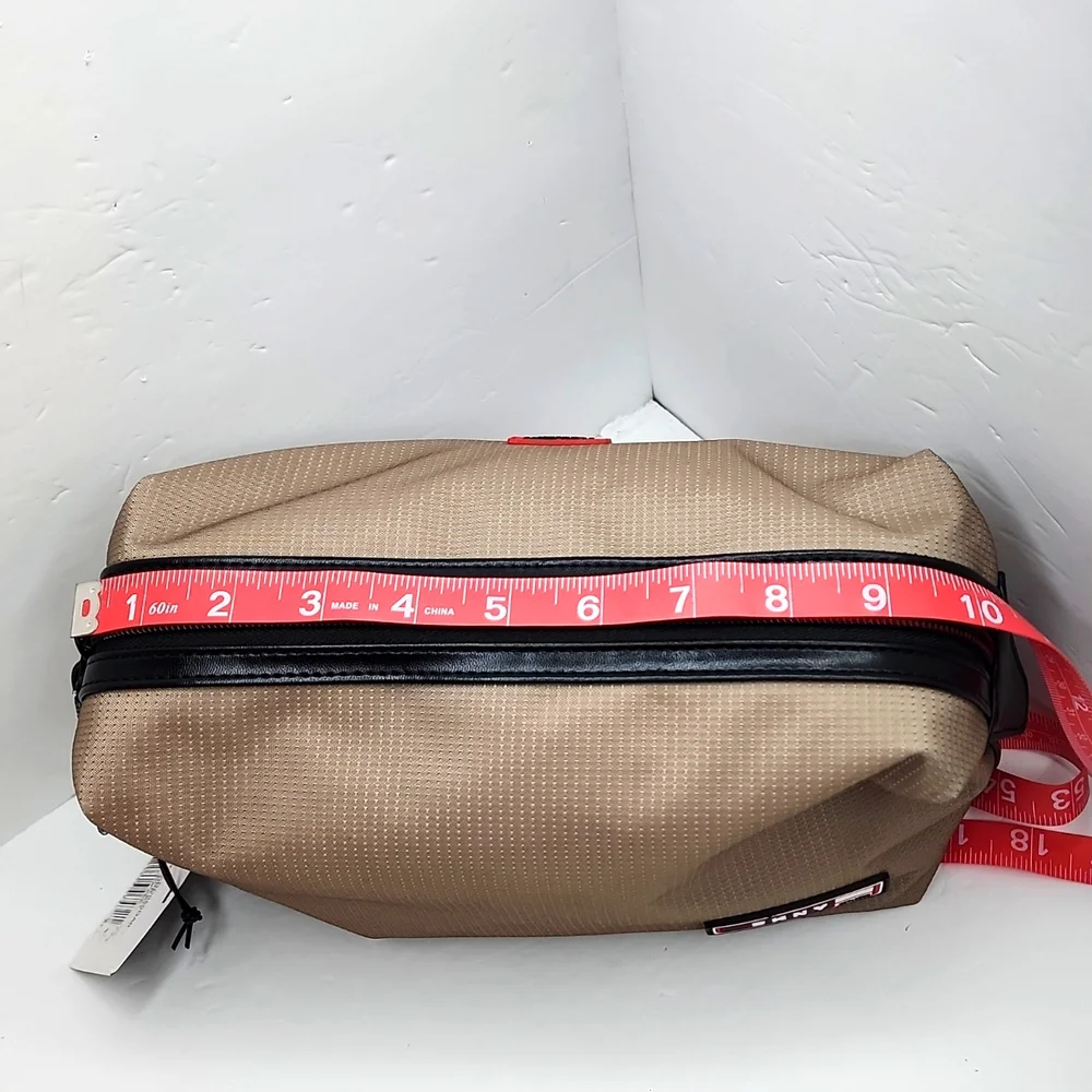 DKNY TOILETRY TRAVEL BAG